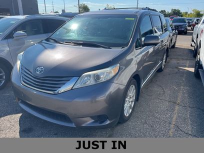 Used 2015 Toyota Sienna LE