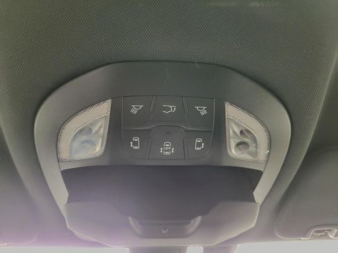 Used 2018 Chrysler Pacifica Touring-L Plus FWD image 20