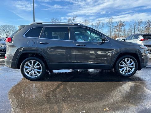 Certified 2016 Jeep Cherokee Limited image 8