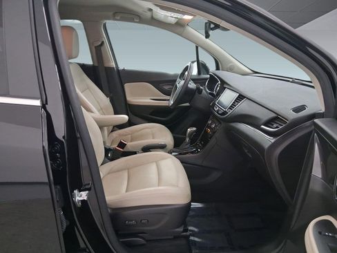 Used 2019 Buick Encore Essence image 31