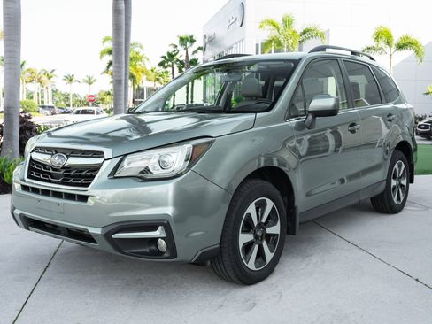 Used 2018 Subaru Forester 2.5i Limited AWD/4WD image 5