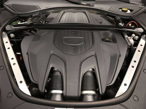 Certified 2023 Porsche Panamera 4S Executive AWD/4WD image 25