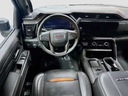 Used 2025 GMC Sierra 2500 AT4 AWD/4WD image 23