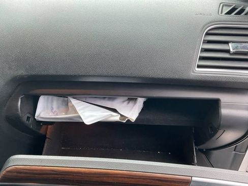 Used 2017 Ford Explorer Limited image 36