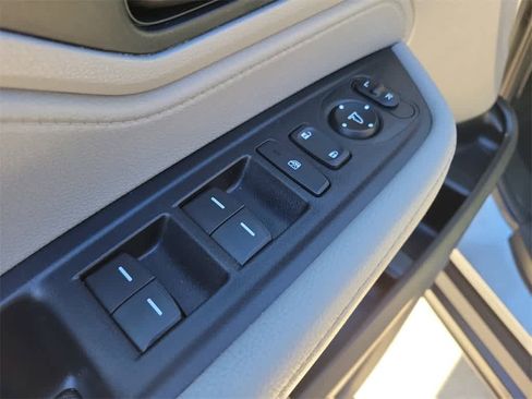 Used 2024 Honda Odyssey EX-L image 18