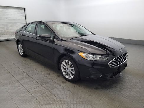 Used 2020 Ford Fusion SE image 13