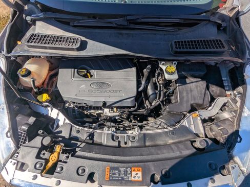 Used 2018 Ford Escape SE w/ Ford Safe & Smart Package image 19