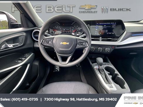 New 2026 Chevrolet Trax LS w/ LS Convenience Package image 5