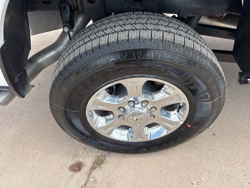 New 2025 RAM 2500 Big Horn AWD/4WD image 11