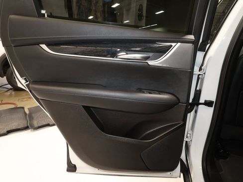 Used 2022 Cadillac XT5 Premium Luxury image 20