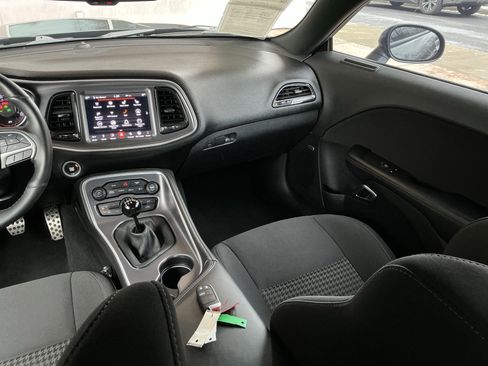 Used 2019 Dodge Challenger R/T Scat Pack w/ Driver Convenience Group image 16