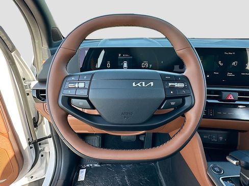 Certified 2026 Kia Sportage X-Line image 11