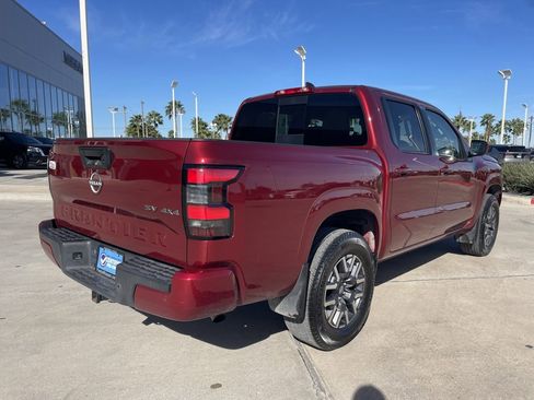 Certified 2023 Nissan Frontier SV w/ SV Convenience Package image 2