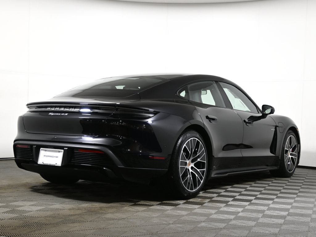 Used 2026 Porsche Taycan 4S AWD/4WD image 7