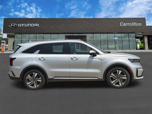 Used 2023 Kia Sorento SX Prestige AWD/4WD image 4