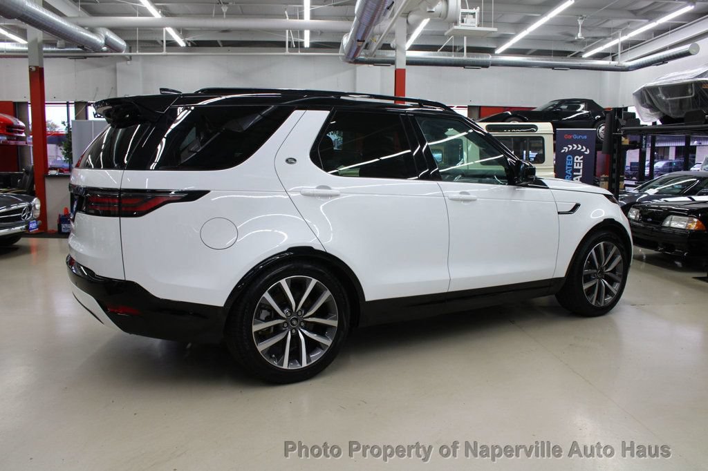 Used 2025 Land Rover Discovery Dynamic SE AWD/4WD image 65