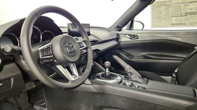 New 2026 MAZDA MX-5 Miata Club w/ Weather Package RWD image 11
