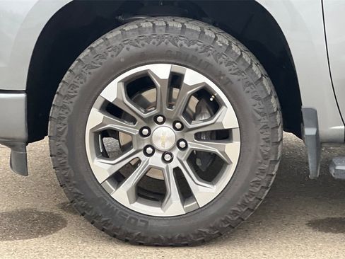 Used 2023 Chevrolet Silverado 1500 High Country image 28