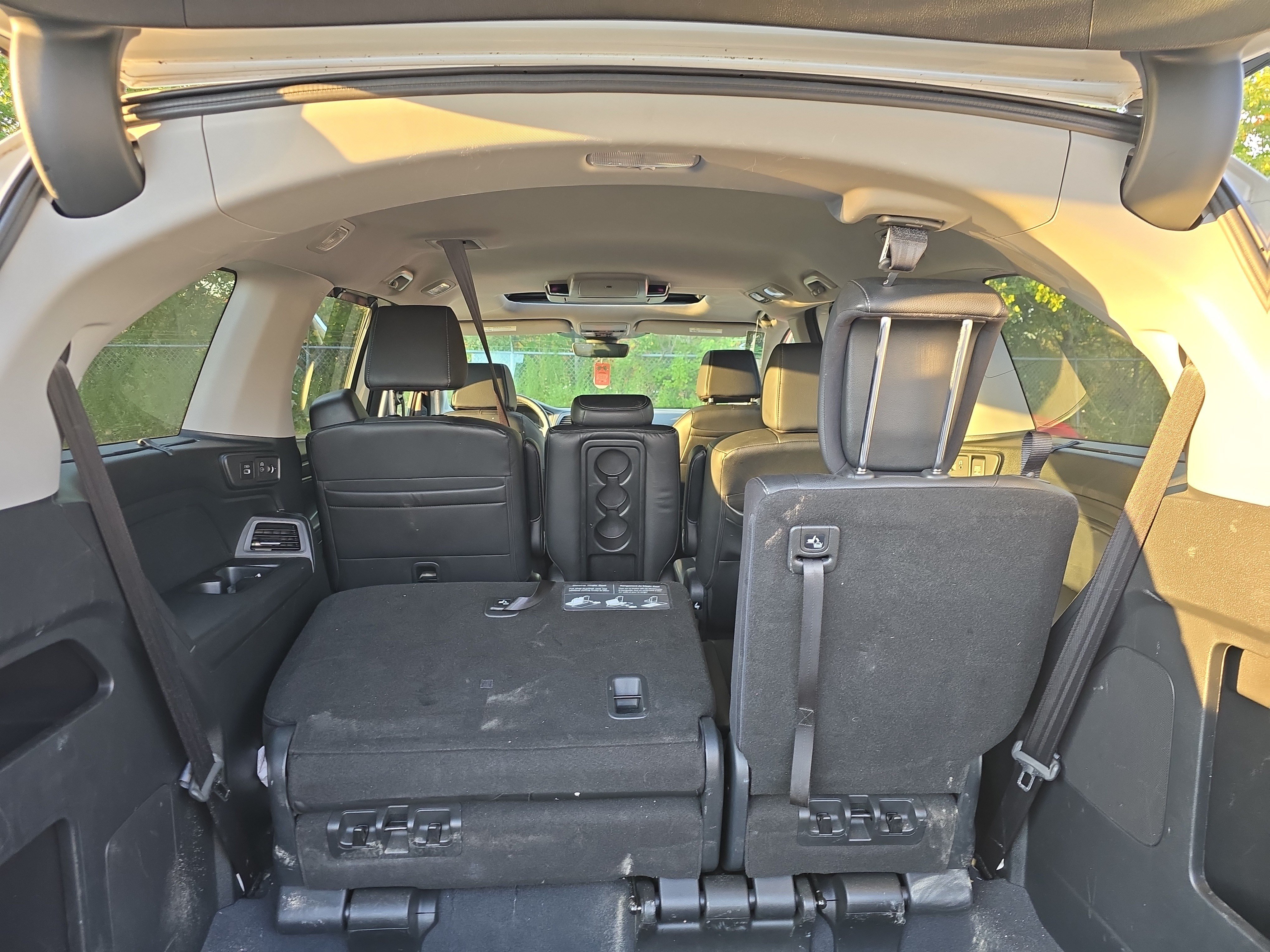 Used 2021 Honda Odyssey Touring image 4