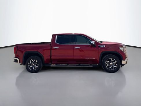 Used 2025 GMC Sierra 1500 SLT RWD image 8