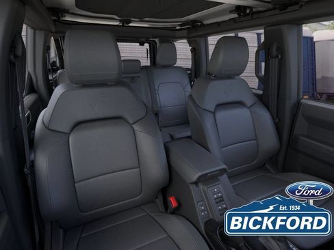 New 2026 Ford Bronco Badlands w/ Black Appearance Package AWD/4WD image 10
