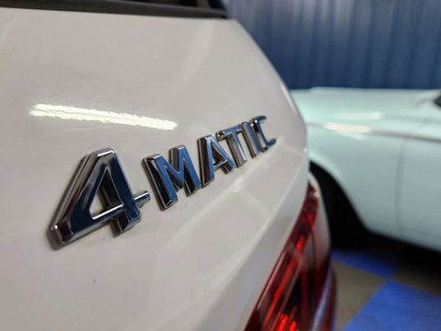 Used 2015 Mercedes-Benz ML 350 ML 350 4MATIC Sport Utility 4D w/ Premium 1 Package image 55