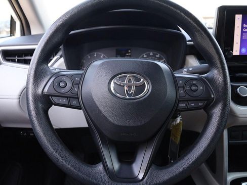 Used 2024 Toyota Corolla Cross L AWD/4WD image 10