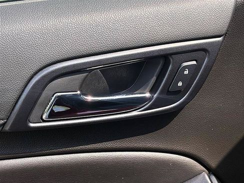 Used 2019 Chevrolet Tahoe LS RWD image 15