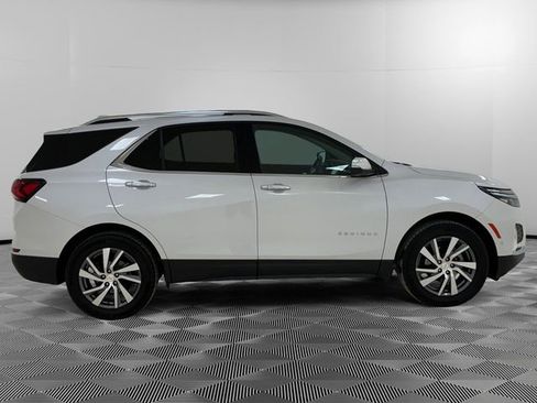Used 2024 Chevrolet Equinox Premier image 2