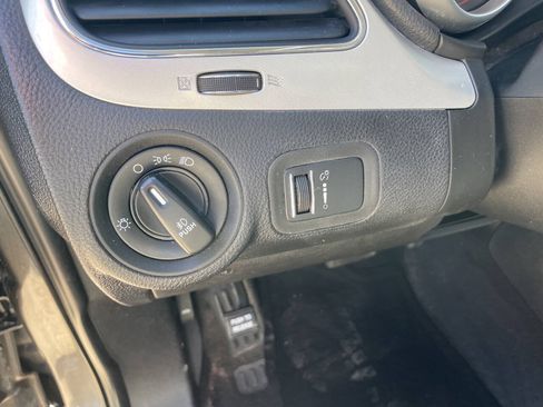 Used 2016 Dodge Journey SXT FWD image 14