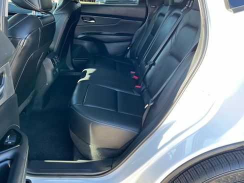 Certified 2025 Nissan Murano SV image 21