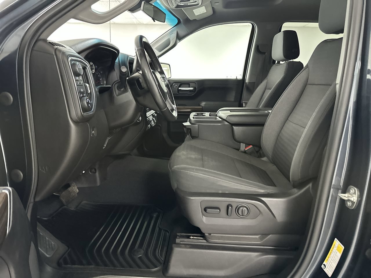 Used 2021 Chevrolet Silverado 1500 LT w/ All Star Edition Plus AWD/4WD image 10