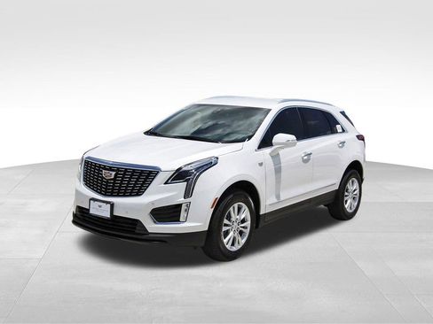 New 2026 Cadillac XT5 Luxury AWD/4WD image 2