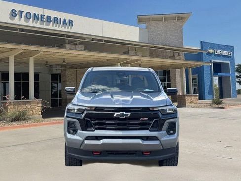 Used 2023 Chevrolet Colorado Z71 w/ Advanced Trailering Package AWD/4WD image 15