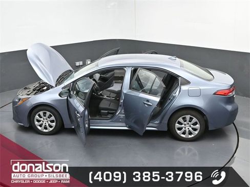 Used 2023 Toyota Corolla LE image 26