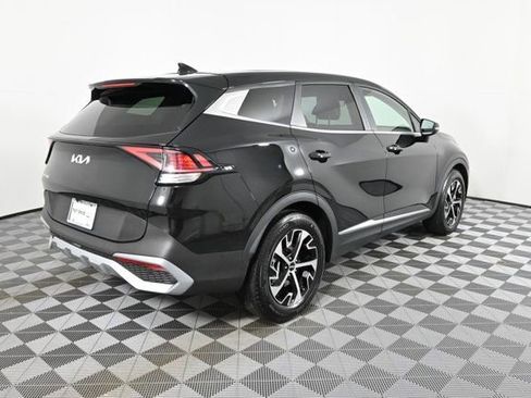 Certified 2024 Kia Sportage EX image 8
