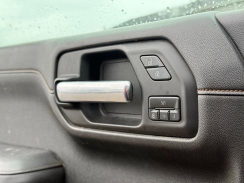 Used 2019 GMC Sierra 1500 AT4 w/ AT4 Premium Package image 13