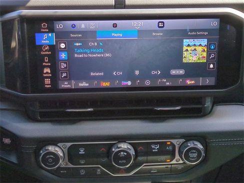 Used 2024 Jeep Gladiator Mojave image 17