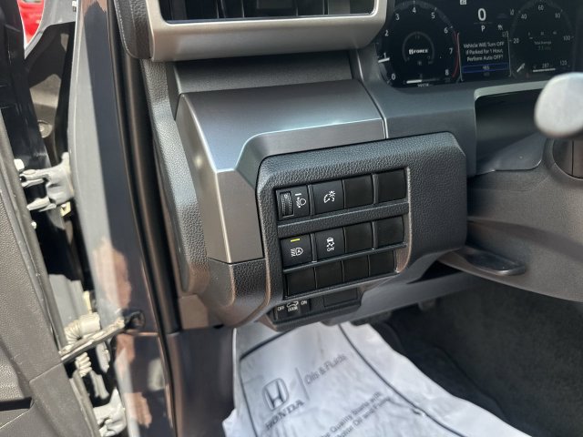 Used 2024 Toyota Tacoma TRD Off-Road AWD/4WD image 12