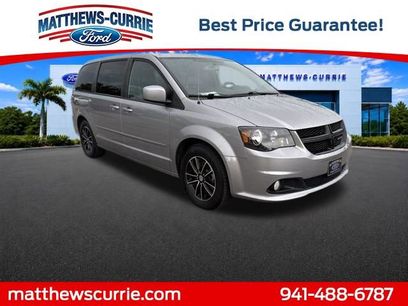 Used 2017 Dodge Grand Caravan SXT w/ Driver Convenience Group