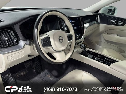 Used 2019 Volvo XC60 T5 Momentum AWD/4WD image 15