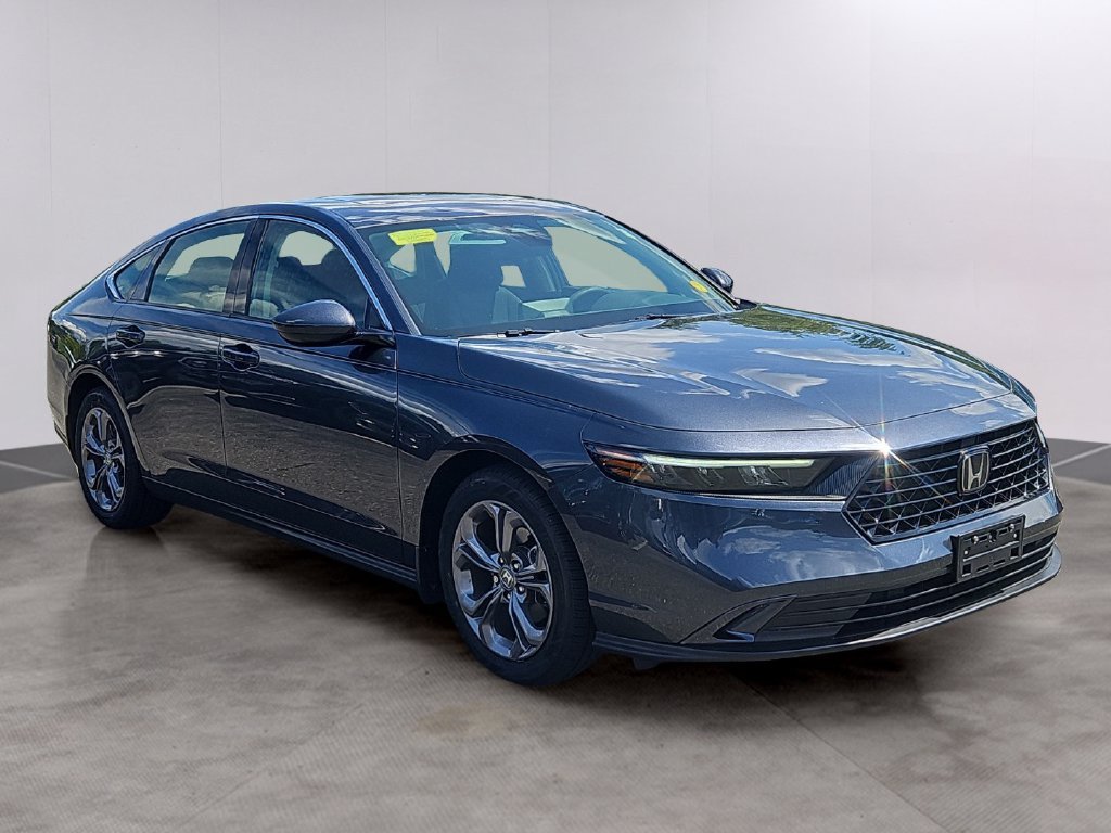 Certified 2024 Honda Accord EX image 3
