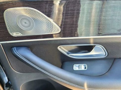 Used 2022 Mercedes-Benz GLE 350 4MATIC w/ Premium Package image 33