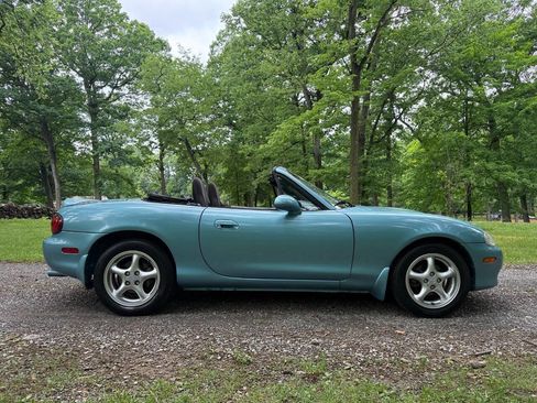 Used 2001 MAZDA MX-5 Miata LS RWD image 9