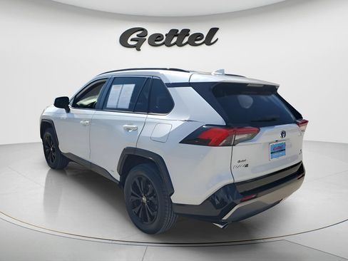 Used 2023 Toyota RAV4 SE w/ Convenience Package AWD/4WD image 7