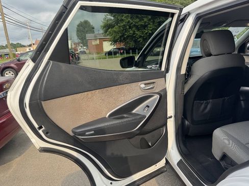 Used 2017 Hyundai Santa Fe Sport AWD/4WD image 13