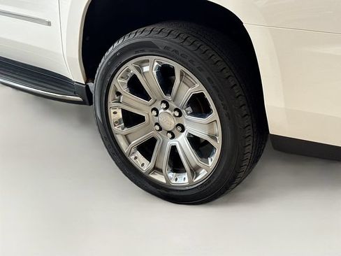 Used 2018 GMC Yukon XL Denali w/ Open Road Package AWD/4WD image 35