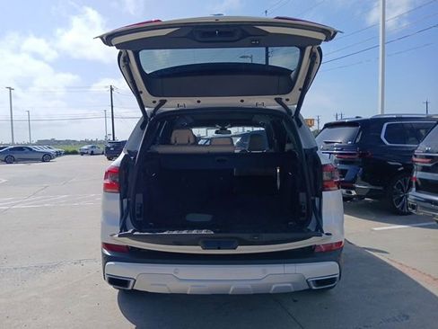 Used 2022 BMW X5 sDrive40i w/ Premium Package RWD image 9