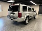 Used 2007 Jeep Commander Sport image 4
