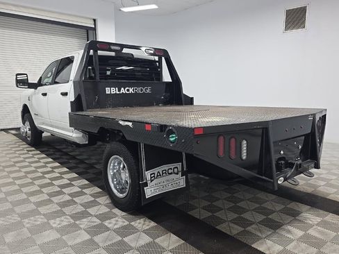 Used 2024 RAM 3500 SLT w/ Quick Order Package 2YG SLT AWD/4WD image 6